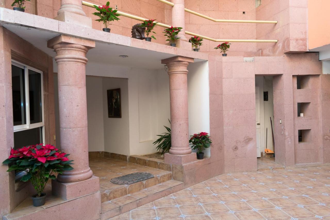 Hotel Alameda Maravatío מראה חיצוני תמונה