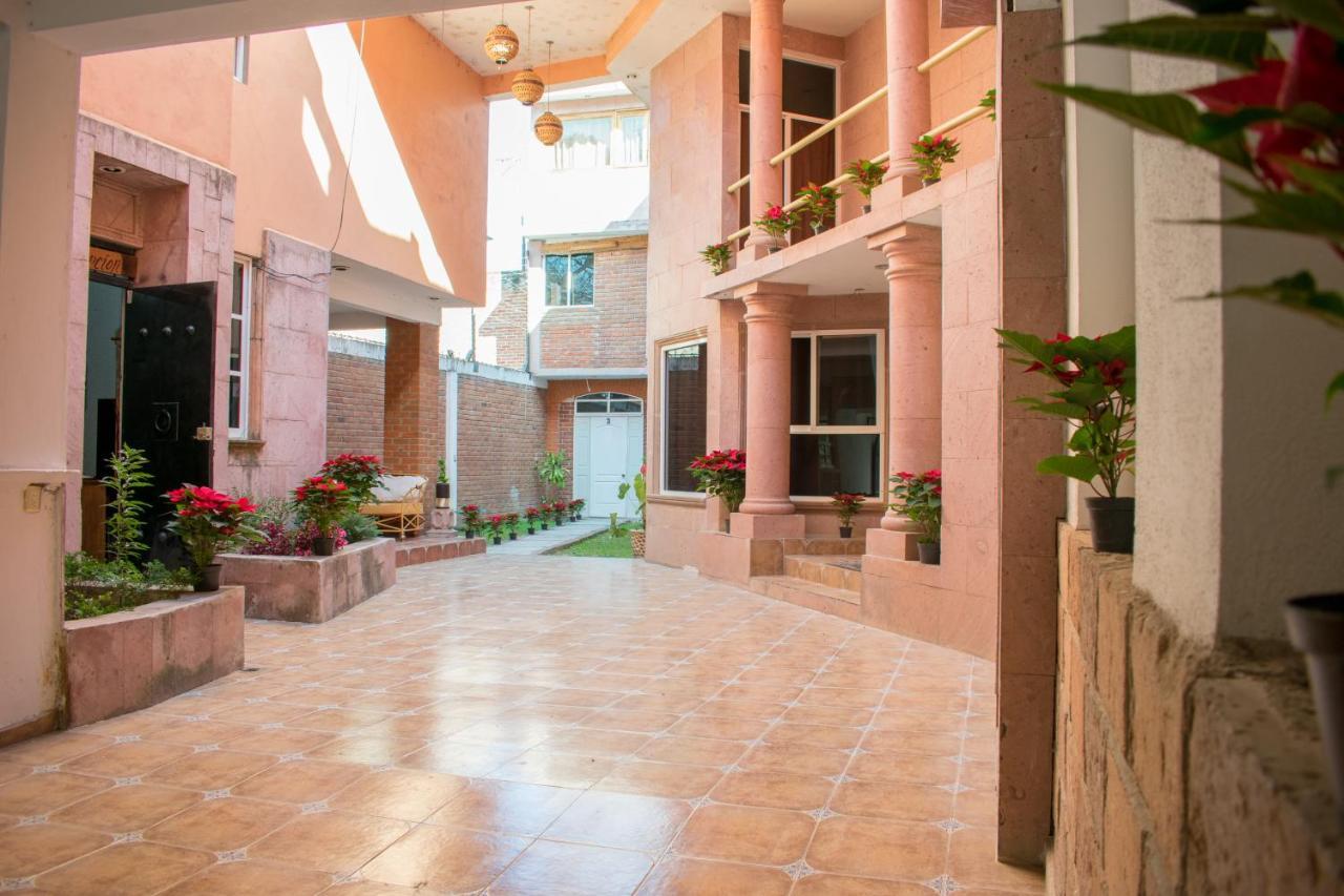 Hotel Alameda Maravatío מראה חיצוני תמונה