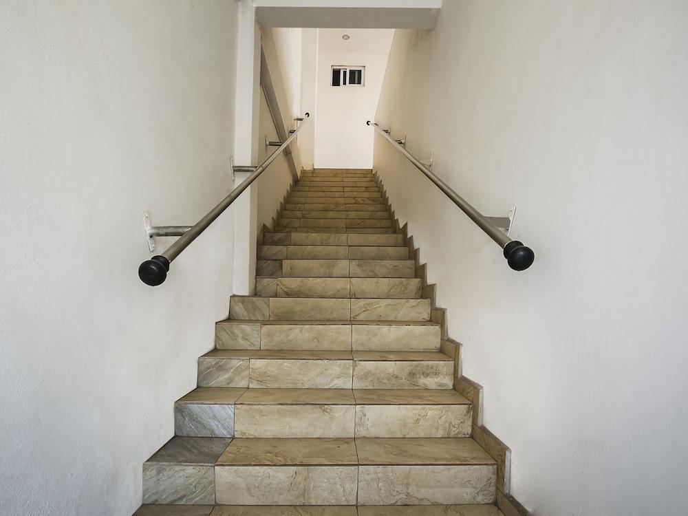 Hotel Alameda Maravatío מראה חיצוני תמונה
